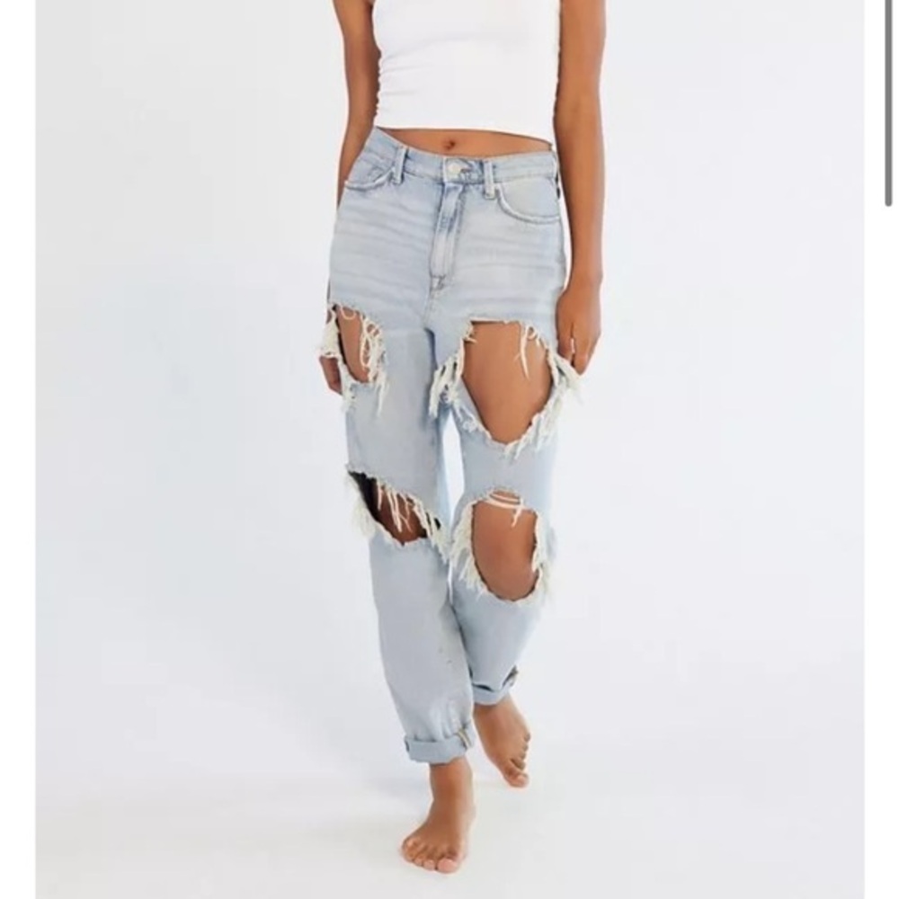 Urban Outfitters BDG High-Waisted Mom Jean size